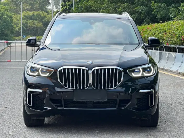 BMW X5 — Фото автомобиля 2