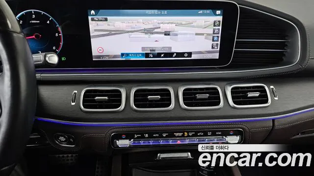Mercedes-Benz GLS-Class — Фото автомобиля 15