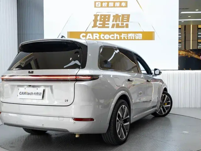 Li Auto L9 — Фото автомобиля 7
