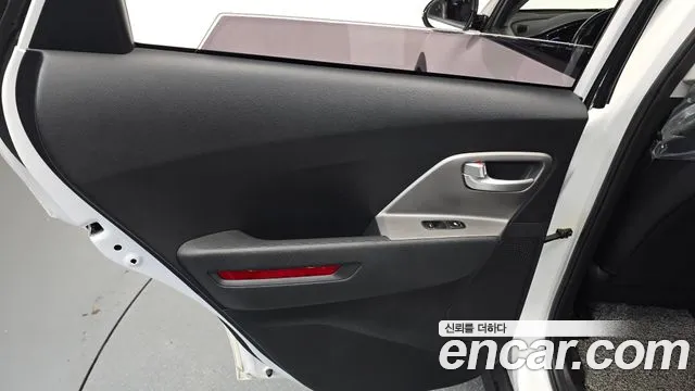 Kia Niro Niro Plus Earth — Фото автомобиля 25