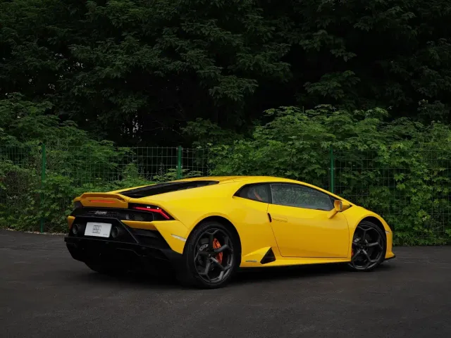 Lamborghini Huracan — Фото автомобиля 4