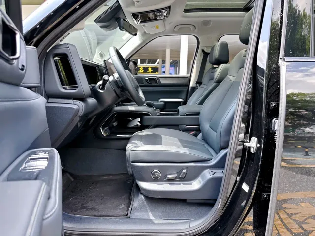 BYD FangChengBao Leopard 5 — Фото автомобиля 6