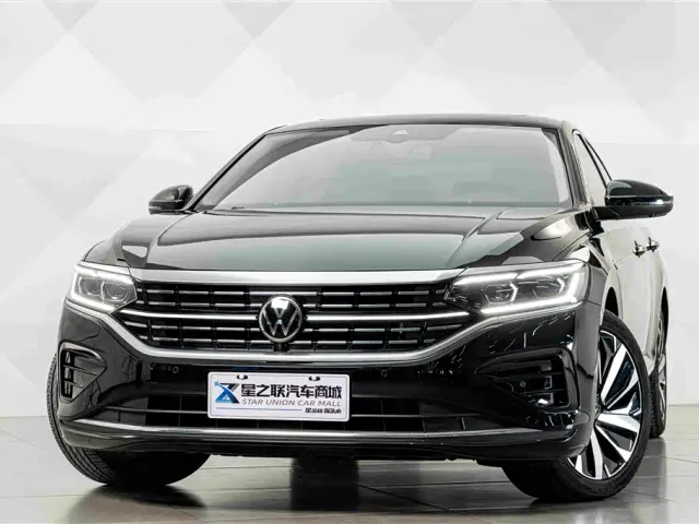 Volkswagen Passat — Фото автомобиля 3