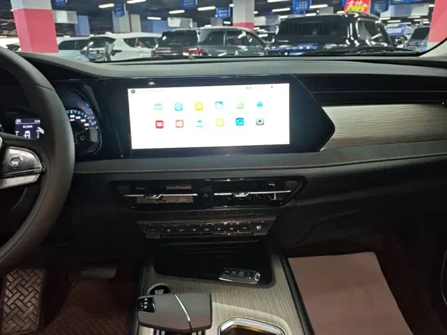 Changan X7 Plus — Фото автомобиля 12
