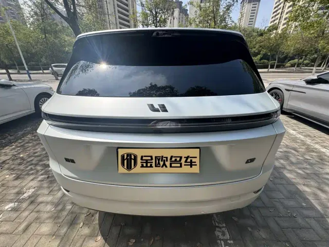 Li Auto Li Auto L7 2025 Max Smart Renewal Edition — Фото автомобиля 7