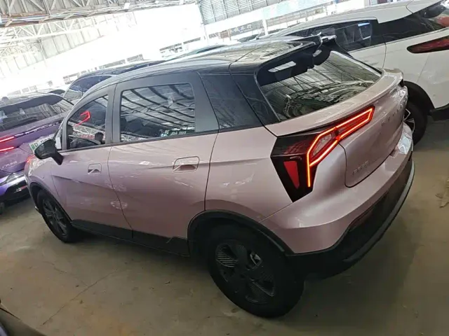 Geely Geometry E Firefly — Фото автомобиля 5