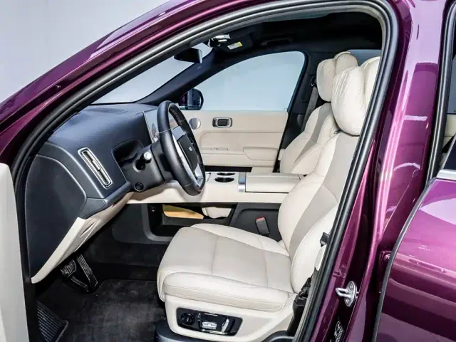Li Auto L9 — Фото автомобиля 10