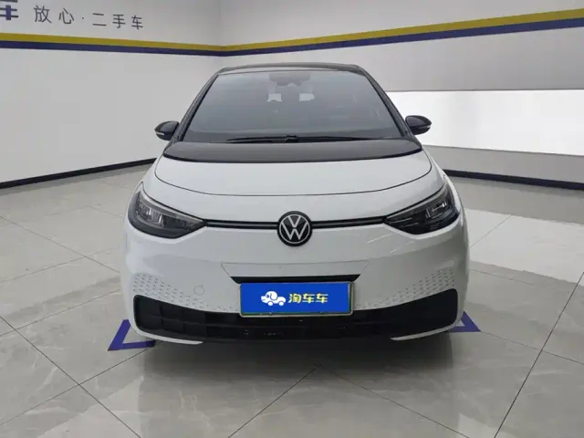 Volkswagen ID.3 — Фото автомобиля 2