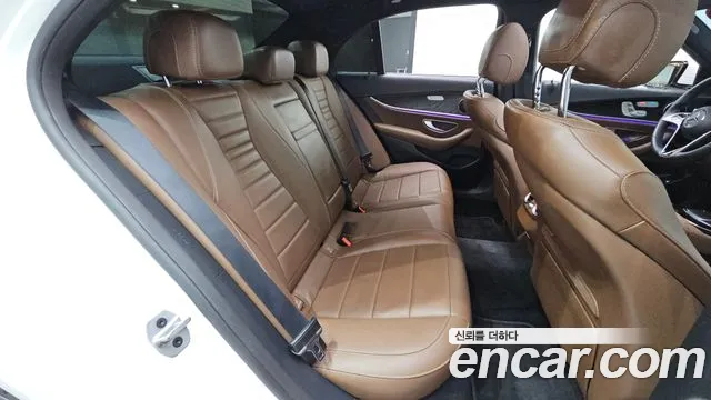 Mercedes-Benz E-Class W213 — Фото автомобиля 16