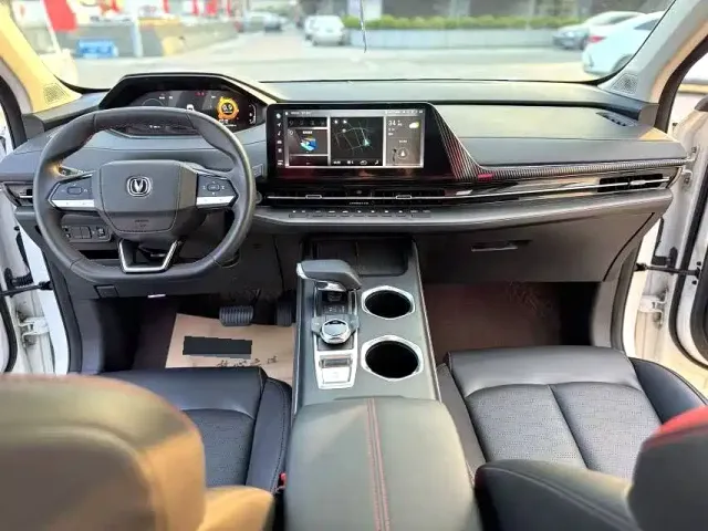 Changan CS55 Plus — Фото автомобиля 4