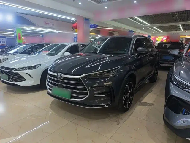 Фотография автомобиля — BYD Tang