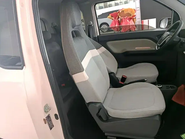 Wuling Hongguang Mini EV — Фото автомобиля 24