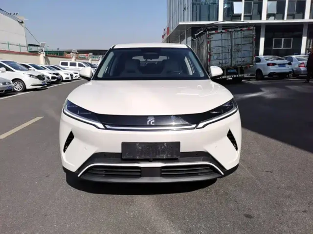 BYD Yuan UP — Фото автомобиля 2