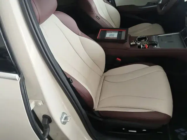 BYD Seal 07 DM-i — Фото автомобиля 24