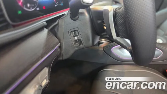 Mercedes-Benz GLS-Class — Фото автомобиля 15