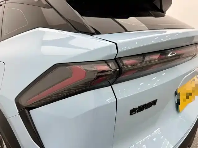 Geely Galaxy L7 — Фото автомобиля 19