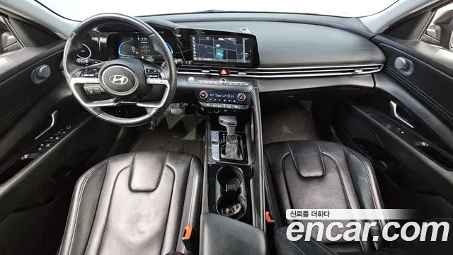 Hyundai AVANTE Новый Avante (CN7) — Фото автомобиля 7