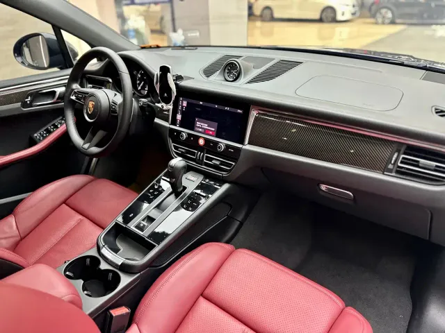 Porsche Macan — Фото автомобиля 8