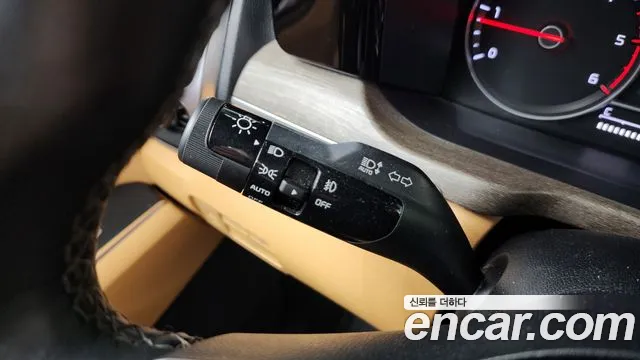Kia Sorento Sorento 4-е поколение Дизель 2.2 2WD — Фото автомобиля 29