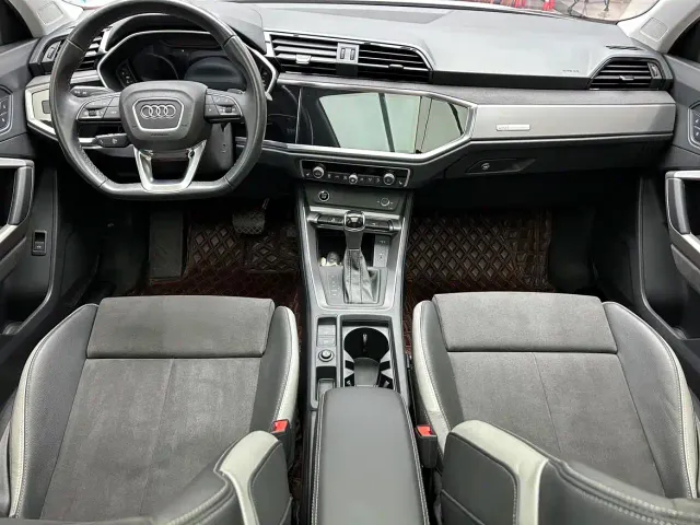 Audi Q3 — Фото автомобиля 14