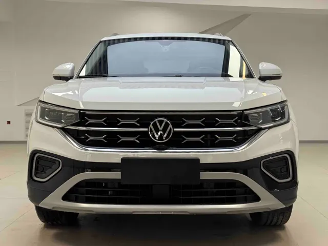 Volkswagen Tayron — Фото автомобиля 2