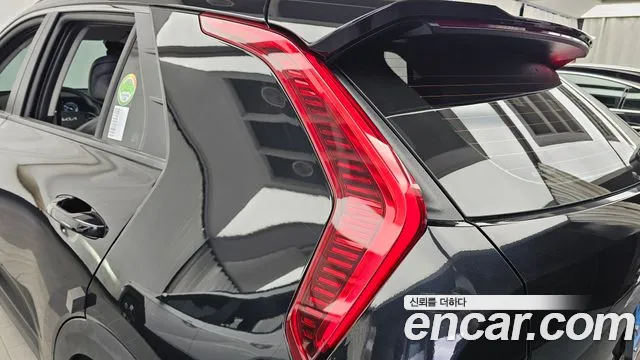 Kia Niro — Фото автомобиля 23