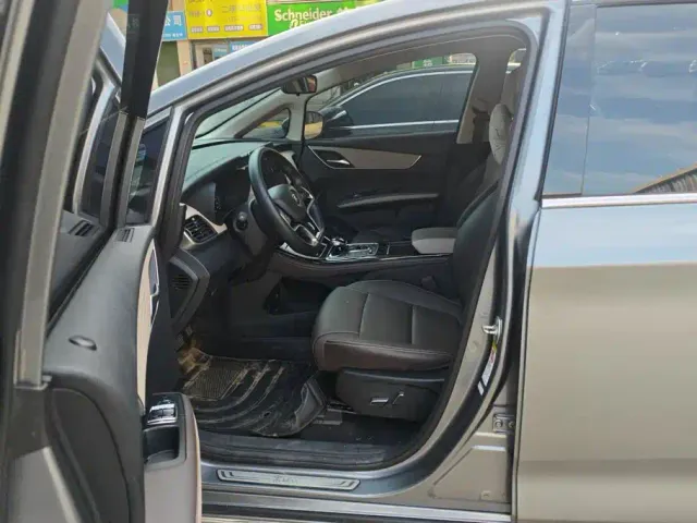 BYD Song MAX — Фото автомобиля 9