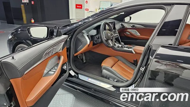 BMW 8-Series — Фото автомобиля 10