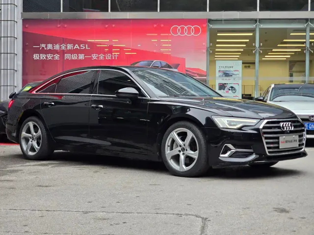 Audi A6L — Фото автомобиля 4