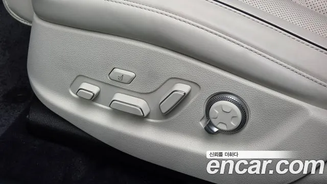 Genesis GV80 — Фото автомобиля 28