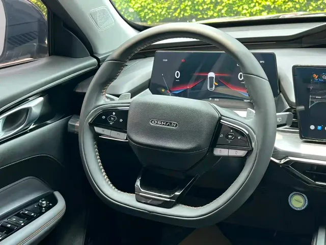 Changan Z6 — Фото автомобиля 18