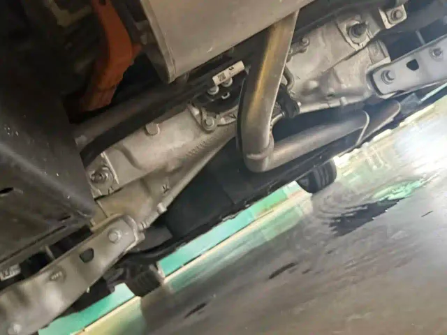 Li Auto L8 — Фото автомобиля 13