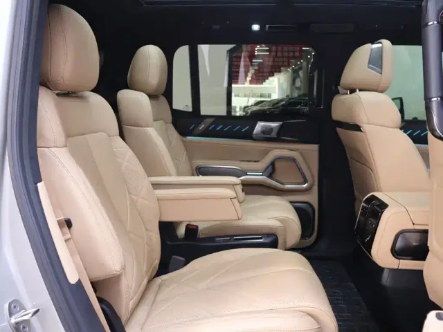 BYD FangChengBao Leopard 8 — Фото автомобиля 22