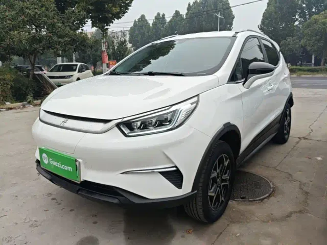 Фотография автомобиля — BYD Yuan Pro
