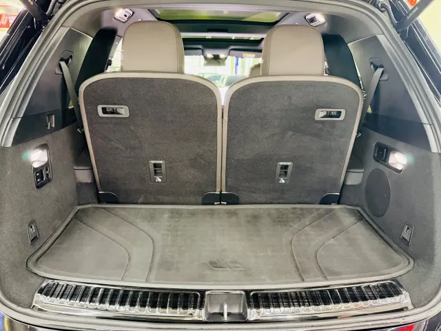 Li Auto Li L8 2023 Pro — Фото автомобиля 9
