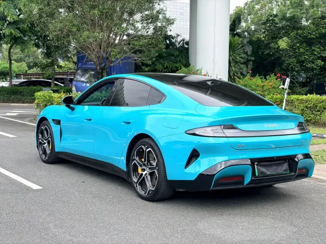 Xiaomi SU7 — Фото автомобиля 4