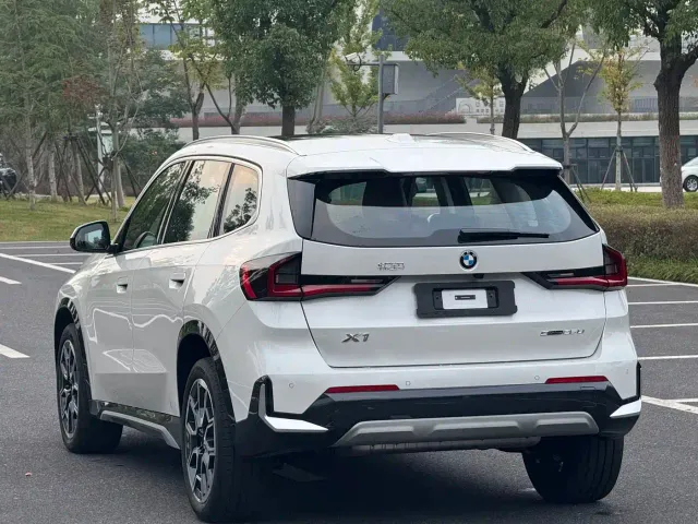 BMW X1 — Фото автомобиля 8