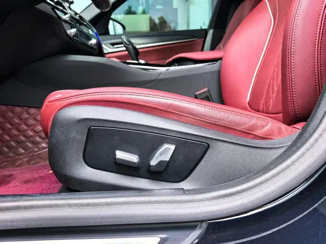 BMW 5 Series — Фото автомобиля 8