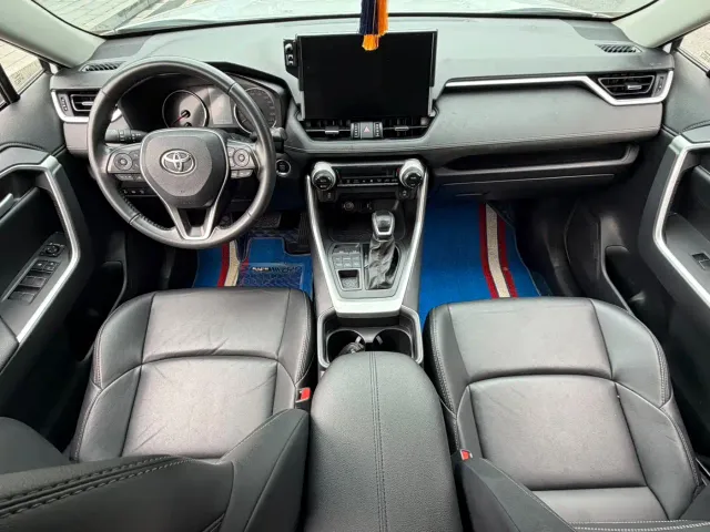 Toyota Wildlander — Фото автомобиля 13