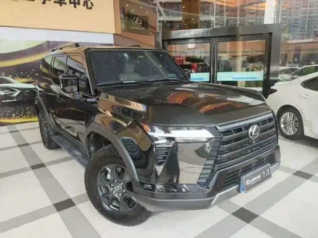 Lexus GX — Фото автомобиля 3