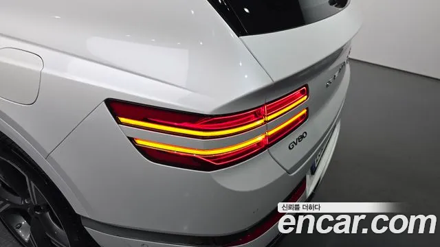 Genesis GV80 2.5T Бензин AWD — Фото автомобиля 22