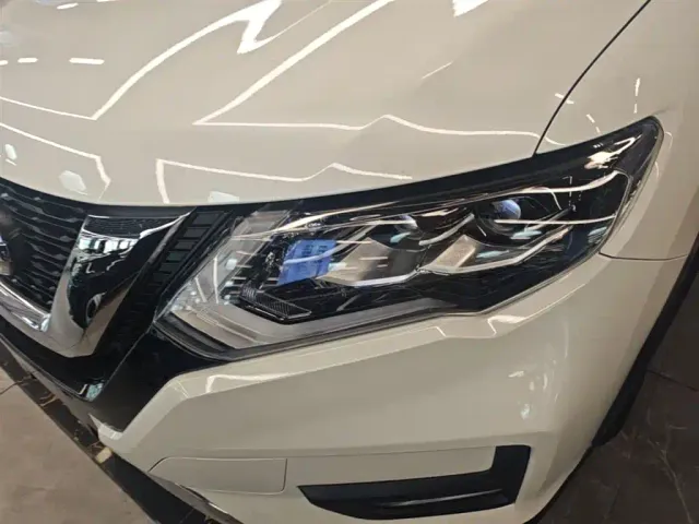Nissan X-Trail — Фото автомобиля 23