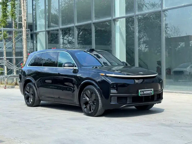 Li Auto L9 — Фото автомобиля 3