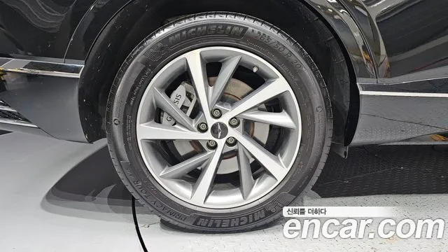Genesis GV80 — Фото автомобиля 5