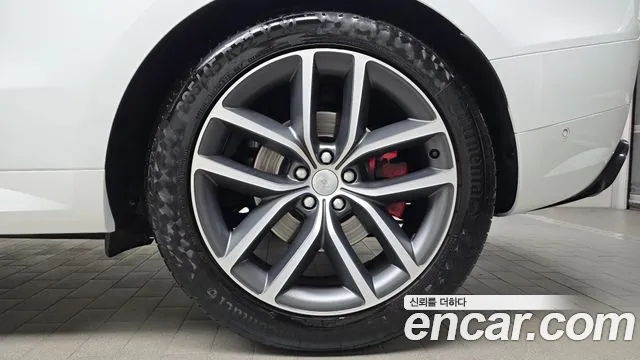 Land Rover Range Rover Sport — Фото автомобиля 20