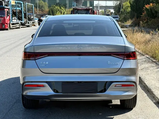 BYD Qin PLUS — Фото автомобиля 5