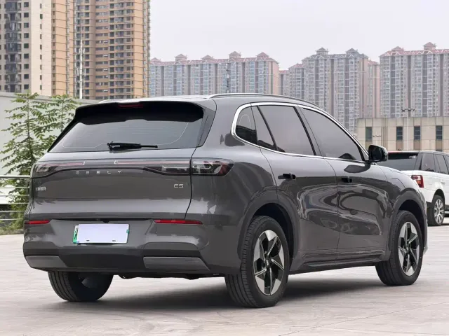 Geely Galaxy E5 — Фото автомобиля 15