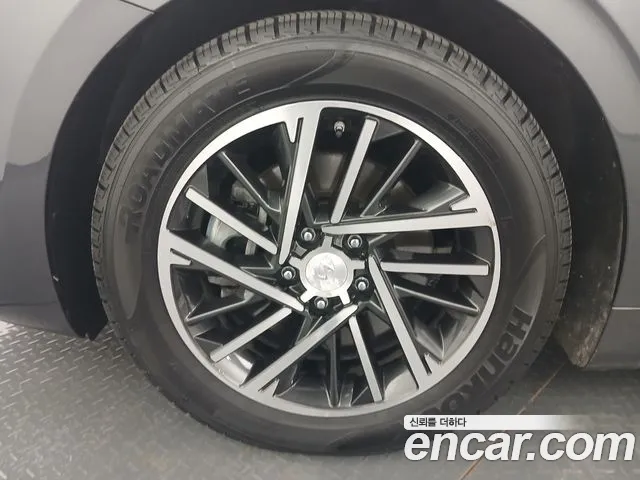 Hyundai Grandeur New — Фото автомобиля 5