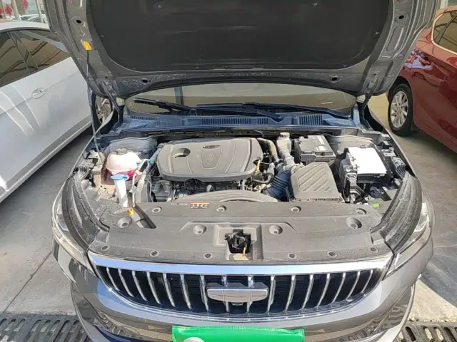 Geely Emgrand — Фото автомобиля 19