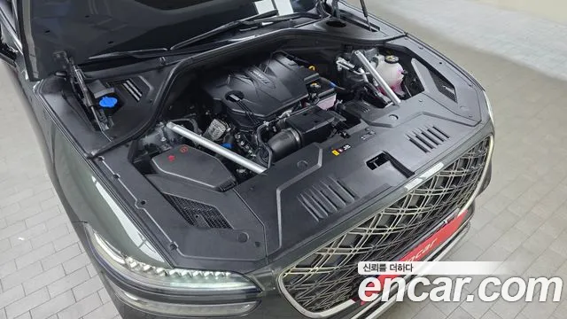 Genesis GV70 2.5T Бензин AWD — Фото автомобиля 6
